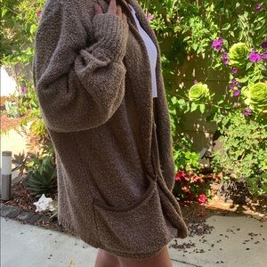 Comfortable oversized knit cardigan